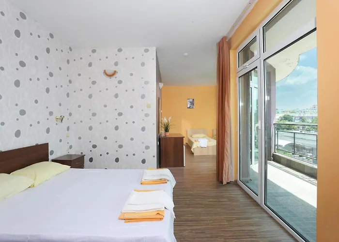 Hotel La Piazza Family