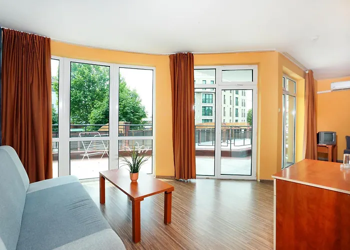 La Piazza Family Hotel Slantschew brjag