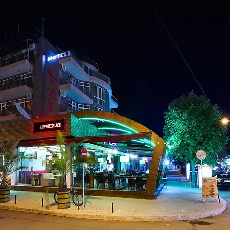 La Piazza Family Szálloda