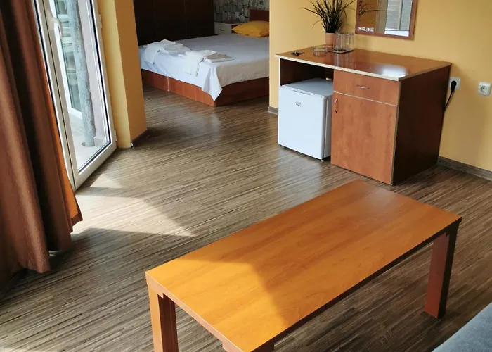 Szálloda La Piazza Family