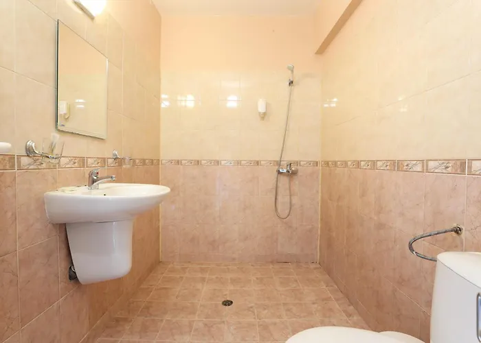 La Piazza Family Szálloda 2*