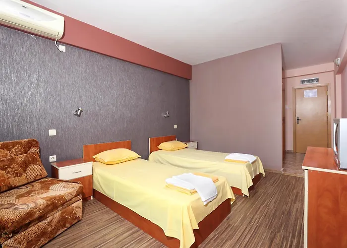 La Piazza Family 2* Napospart