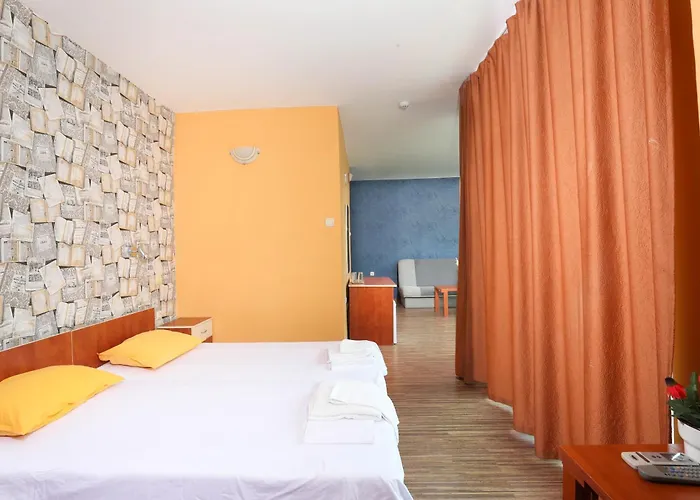 La Piazza Family Szálloda