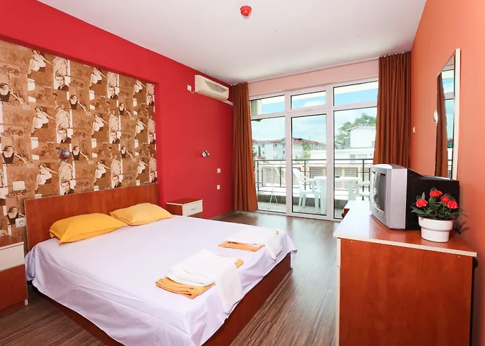 La Piazza Family Szálloda 2*